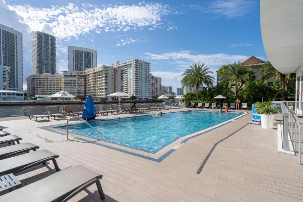 Apartment 1B-1B Amazing View BW 30A Hallandale Beach Extérieur photo